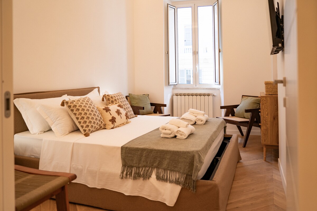 Colosseo - Mida Collection