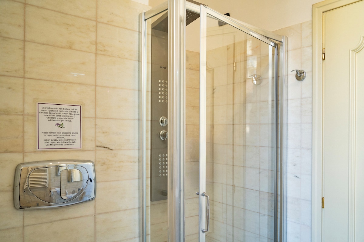 Piazza di Spagna - Mida Collection